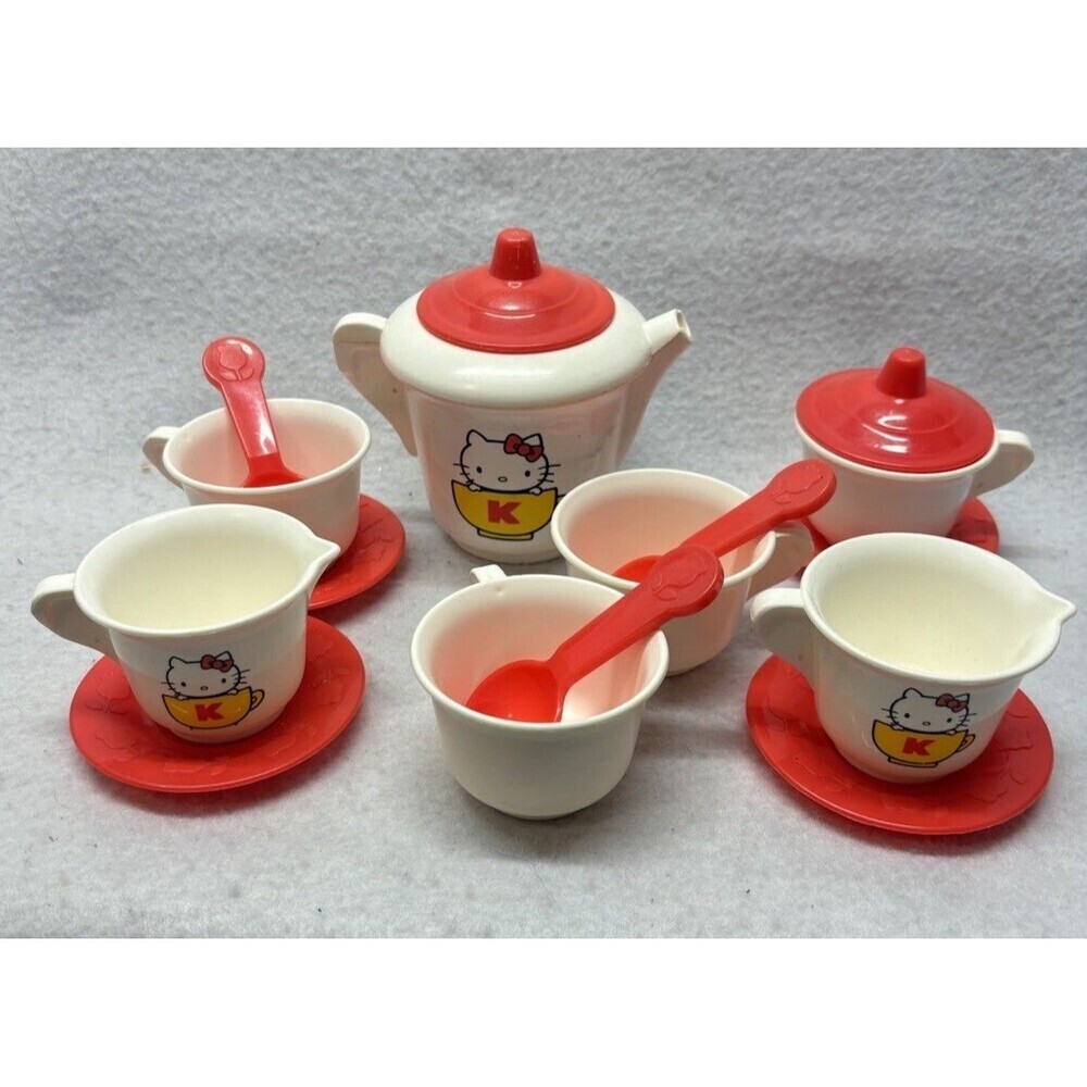 Hello Kitty San Rio Turn N Serve Tea Set Missing Tray CBS Inc 1984 Vintage Toys